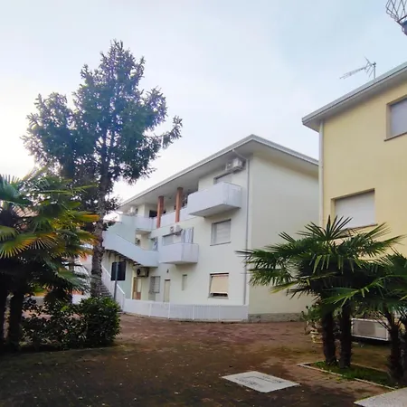 Bright And Comfortable In Apartment Bibione